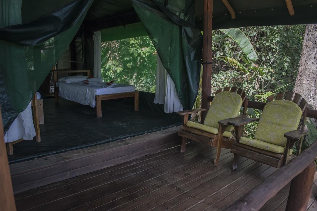La Leona Eco Lodge Carate Exterior foto